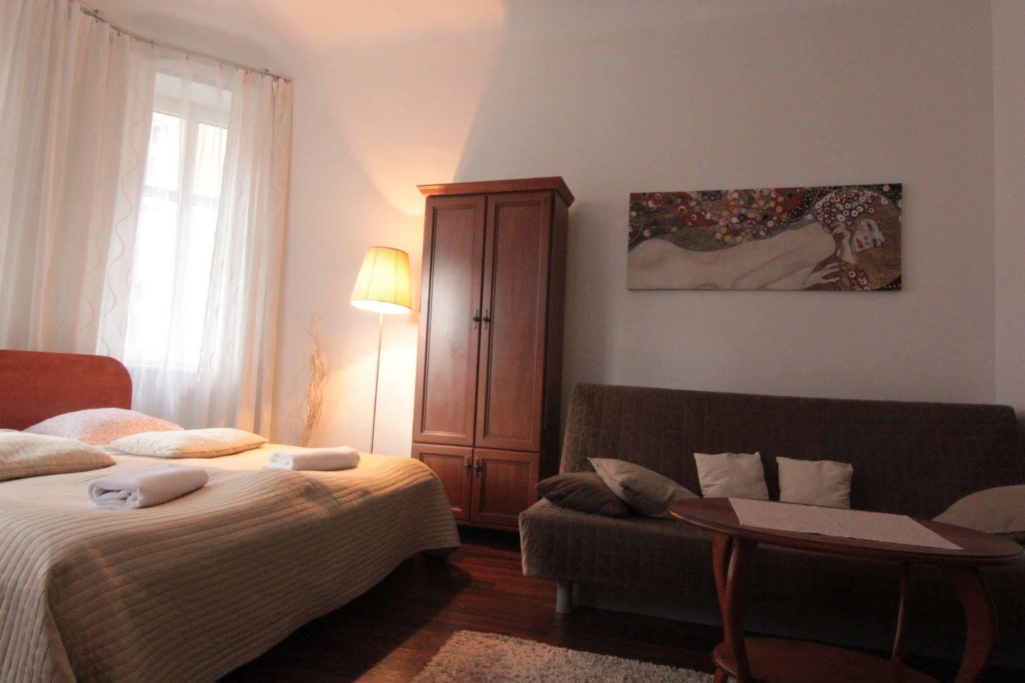 Velvet 3* Poznan